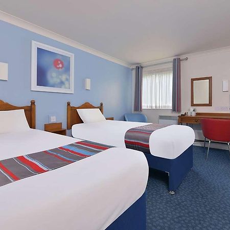 Travelodge Bromsgrove Marlbrook 객실 사진