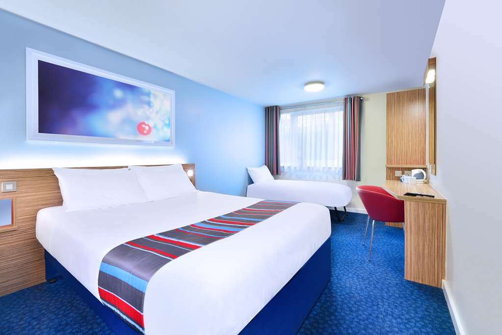 Travelodge Bromsgrove Marlbrook 객실 사진