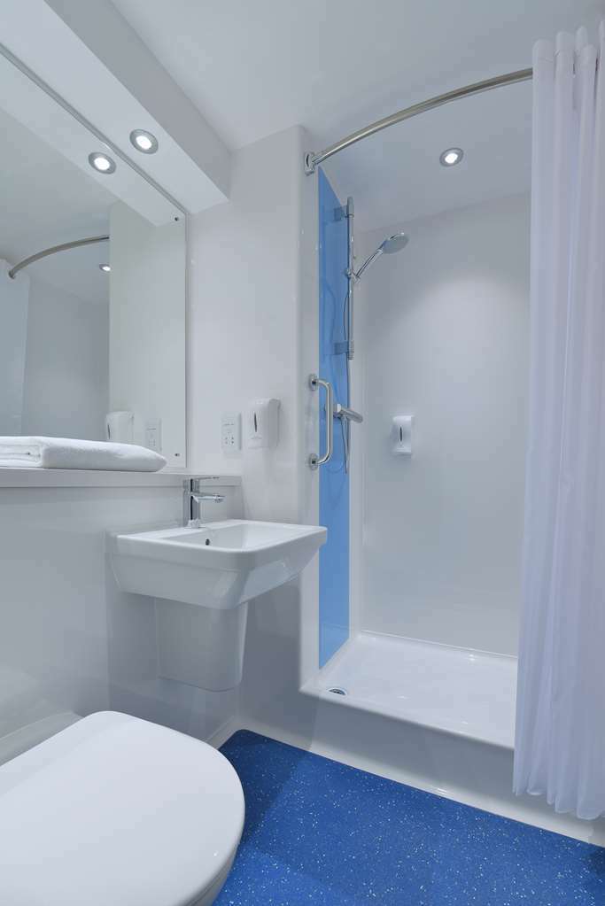 Travelodge Bromsgrove Marlbrook 객실 사진