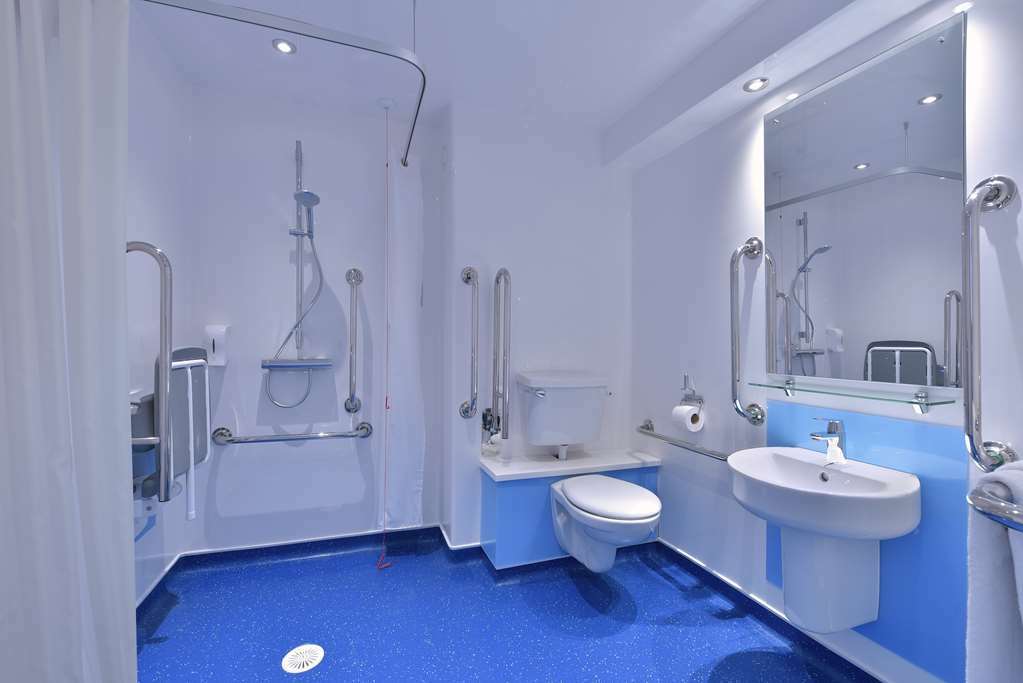 Travelodge Bromsgrove Marlbrook 객실 사진